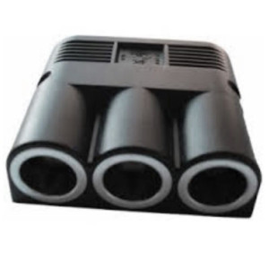 TOMADA TRIPLA 12V DE PAREDE(GRANDE